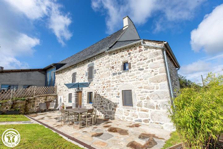 Gîte pour 6 personnes, avec Terrasse ainsi que Jardin et Vue à Gelles