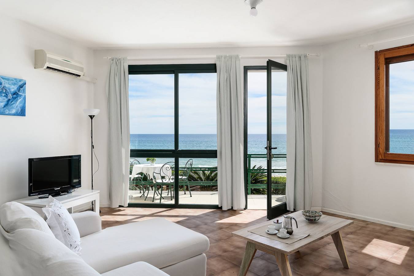 Villa 'Massidda' con Vista Mare, Wi-Fi e Aria Condizionata in Santa Margherita di Pula, Pula e dintorni