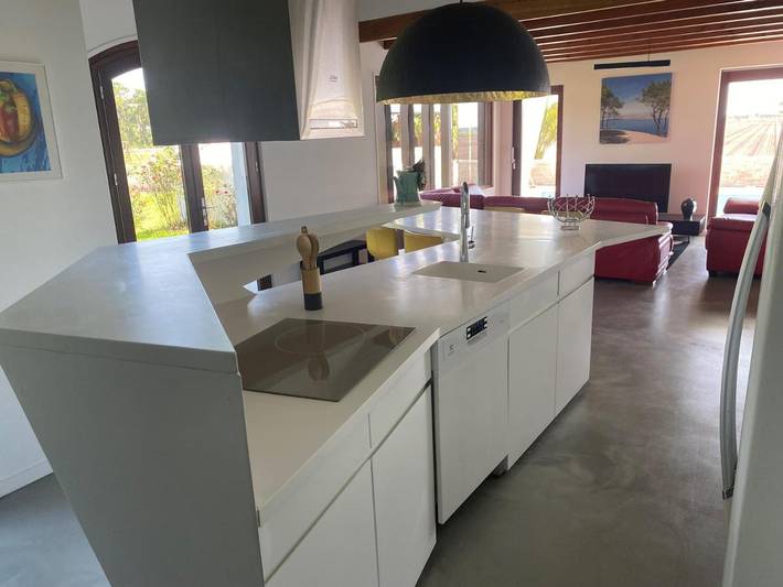 Location de vacances pour 15 personnes, avec vue ainsi que terrasse et piscine à Liposthey - 2