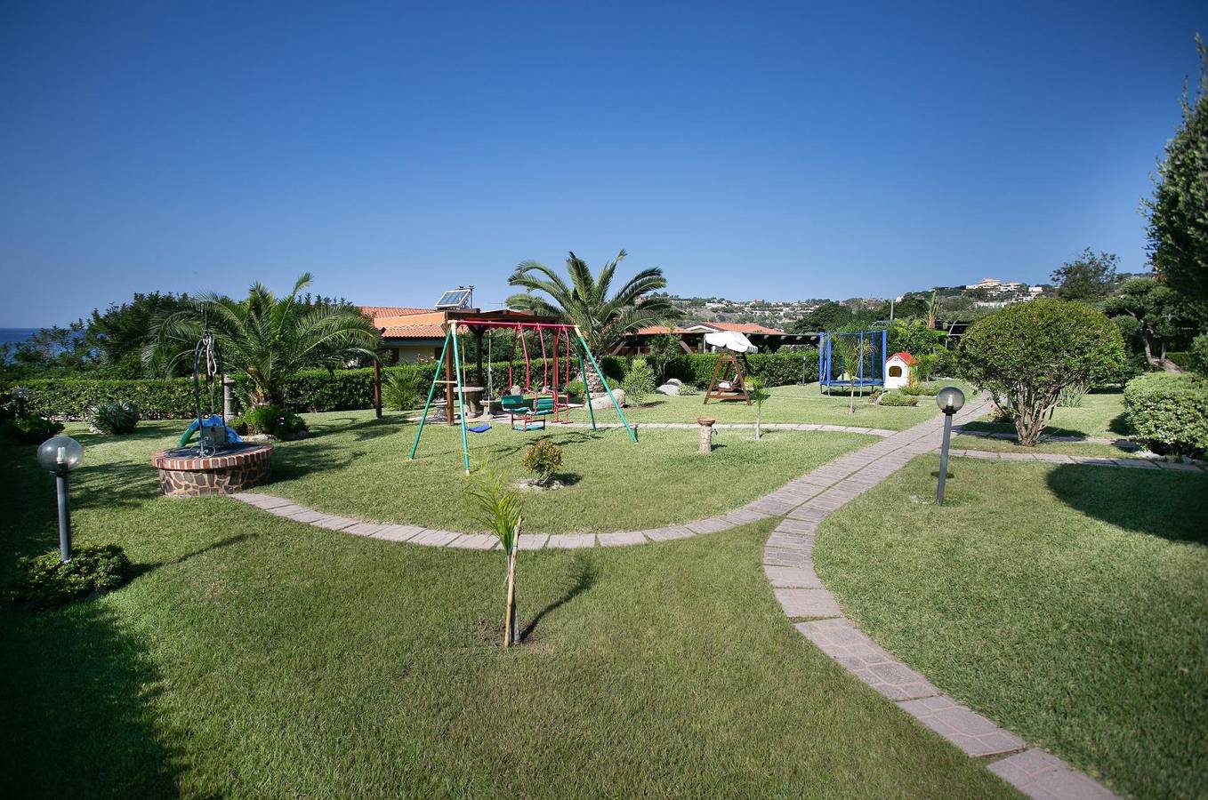 Appartement de vacances entier, Appartement confortable avec jardin - 70mt de la mer in Santa Maria (Vibo Valentia), Province de Vibo Valentia