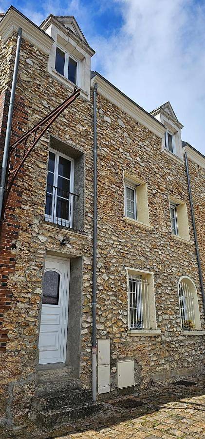 Appartement entier, One-Bedroom Apartment in Dourdan, Essonne