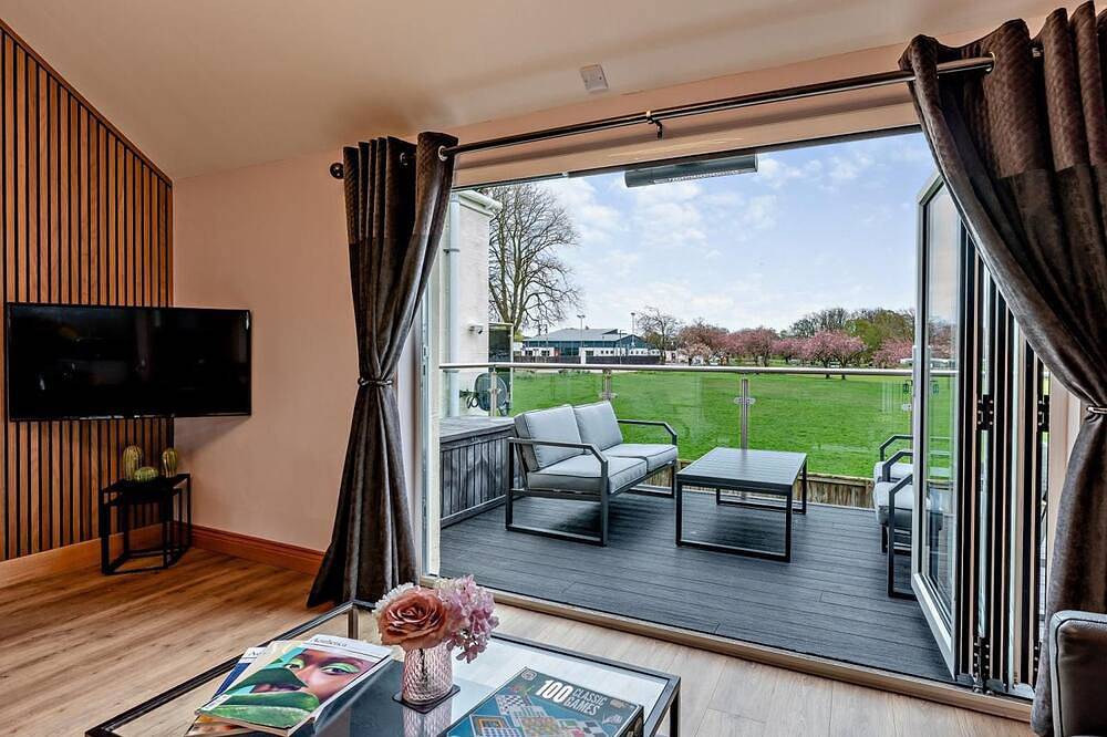 2 Bed in Castle Douglas in Loch Ken, Castle Douglas