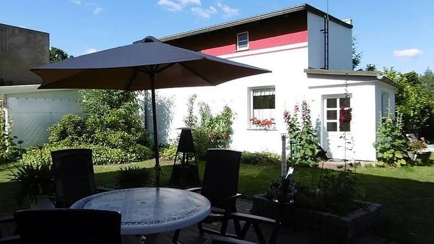 Ferienwohnung für 2 Personen, mit Garten in Rambin