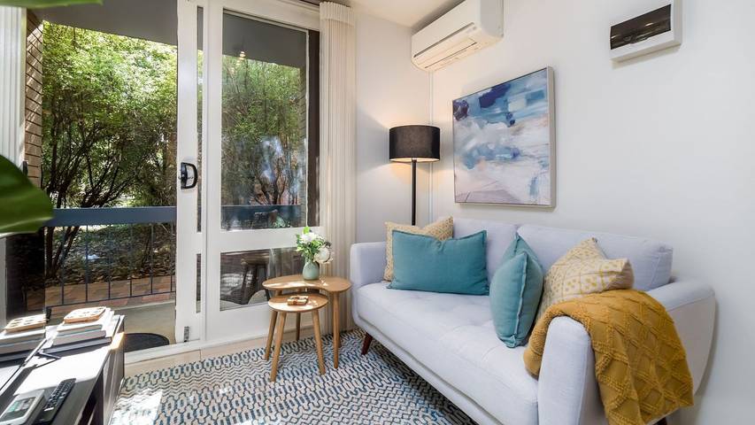 Vacation apartment for 2 people, with balcony/terrace in Canberra