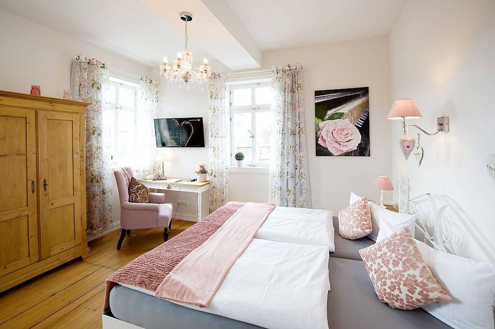 Ganze Wohnung, Komfort-Zimmer in der Villa Geriwada zur Einzelbelegung in Gedern, Wetterau