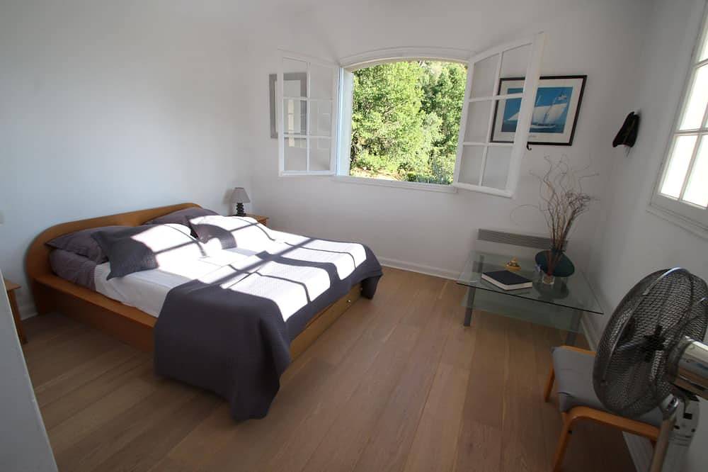 Superb 3-bedroom villa - special first-week discount in September in Saint-Paul-de-Vence, Cannes region
