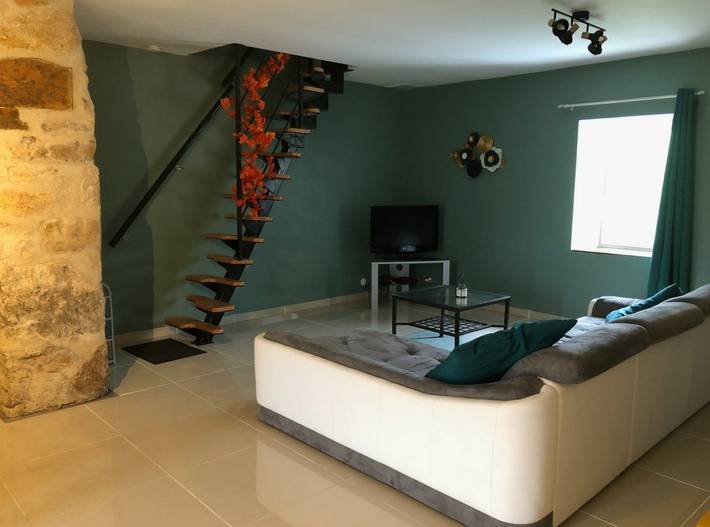 Gîte pour 9 personnes, avec jardin et terrasse à Saint-Bonnet-le-Froid - 3