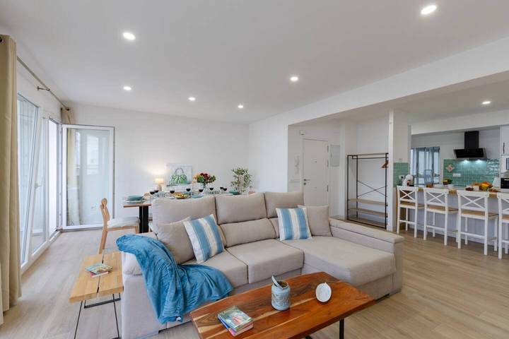 Apartamento entero, Apartamento de vacaciones para 8 personas in Alacant, Alicante