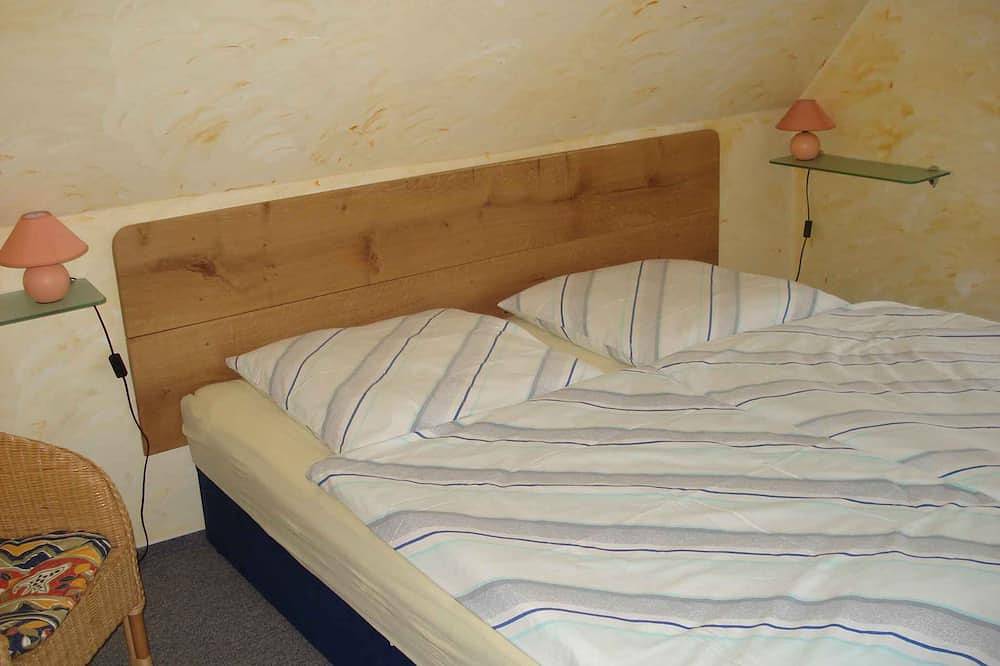 Apartamento entero, Apartamento vacacional bajo un techo de paja, sólo a 100 m del Mar Báltico in Neuendorf Hiddensee Island, Hiddensee