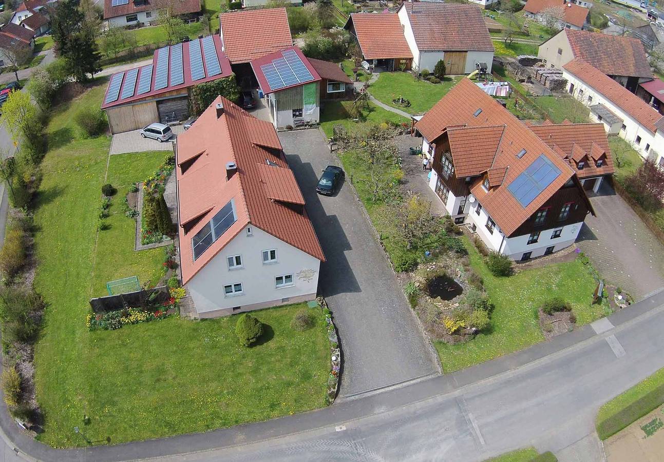 Gästehaus Jutta / Pension Link - 1 Doppelzimmer Rother Kuppe mit Zimmersafe in Fladungen, Rhön-Bayern