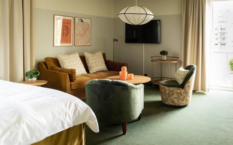 Hotell för 2 Personer, med bastu samt bubbelpool och terass, med husdjur i Halmstad