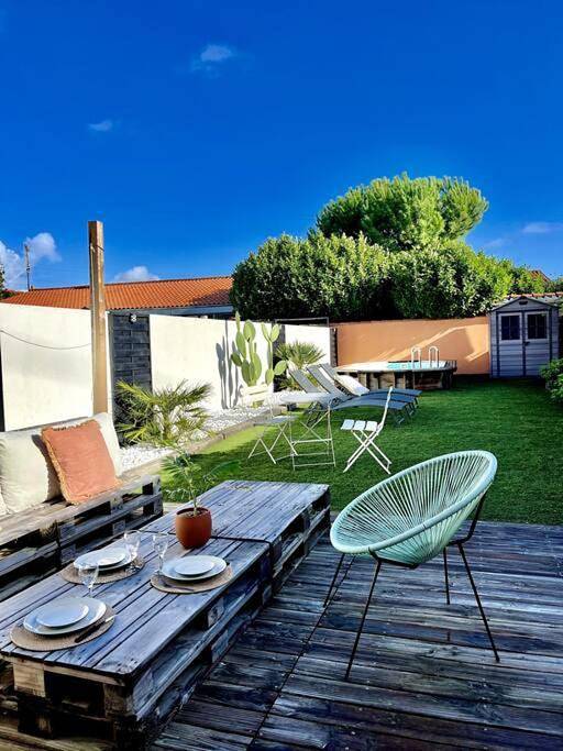 Location de vacances pour 6 personnes, avec piscine à Puilboreau - 2