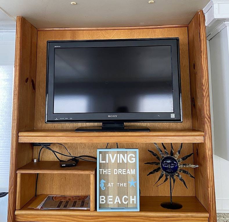 House Boat for 7 Guests in Tavernier, Florida Keys