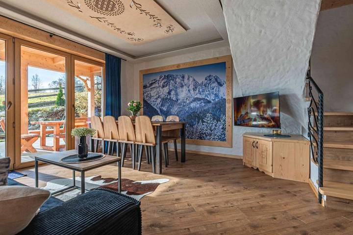 Dom dla 6 osób, z Balkon i Jacuzzi oraz Taras i Ogród w Witów