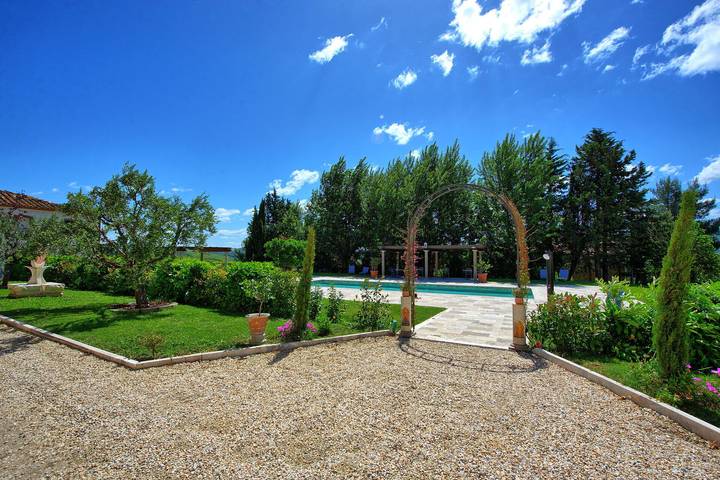 Location de vacances pour 4 personnes, avec jardin et piscine à Volterra - 3