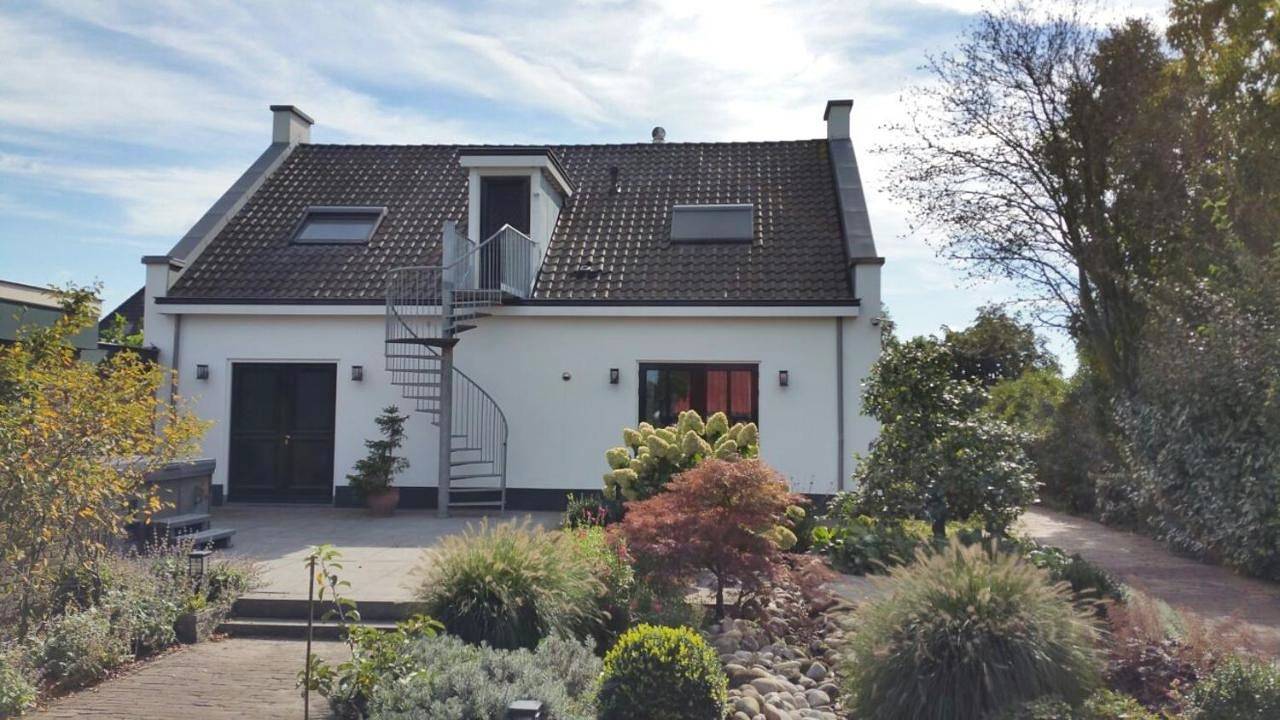 Geheel appartement, Two-Bedroom Apartment in Beverwijk, Nederlandse Noordzeekust