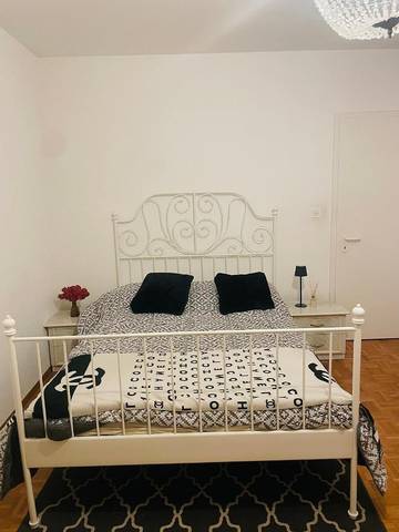 Gîte pour 4 personnes, avec jardin ainsi que vue et vue sur le lac, animaux acceptés à La Tour-de-Peilz