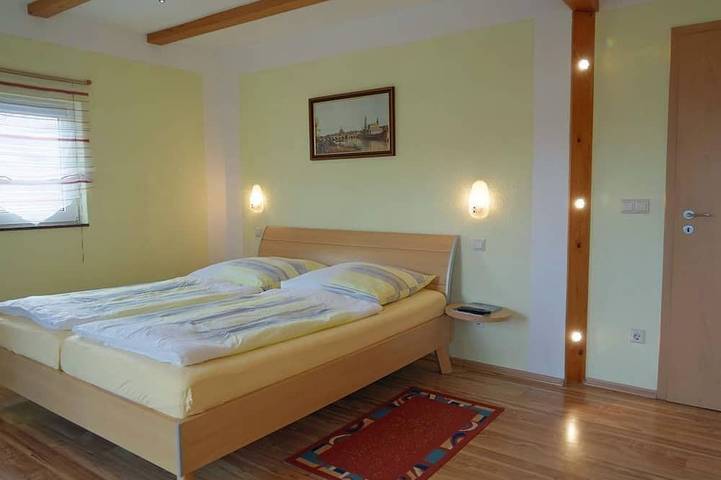 B&B für 4 Personen, mit Whirlpool in Pirna