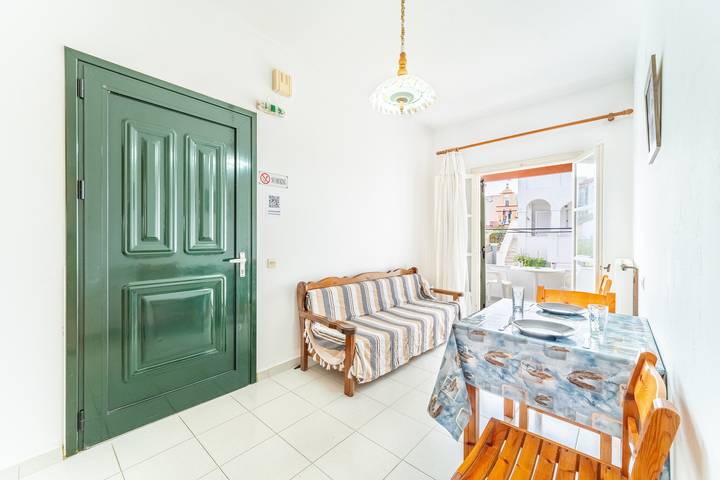 Gîte pour 3 personnes, avec jardin et balcon, animaux acceptés dans Acharavi - 3