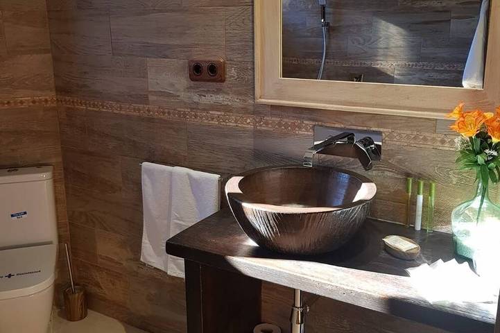 Ferienwohnung für 4 Personen, mit Balkon und Garten sowie Whirlpool - 1