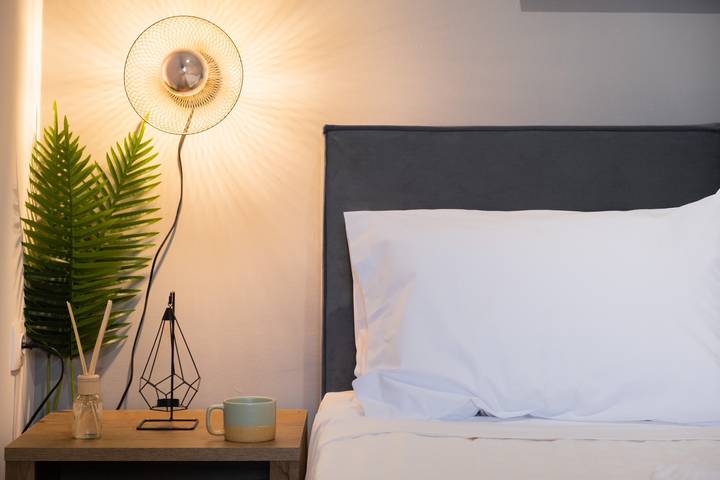 Entire studio, Studio Apartment 'Mella Roa Teal' with Shared Terrace, Wi-Fi and Air Conditioning in Perigiali, Greece