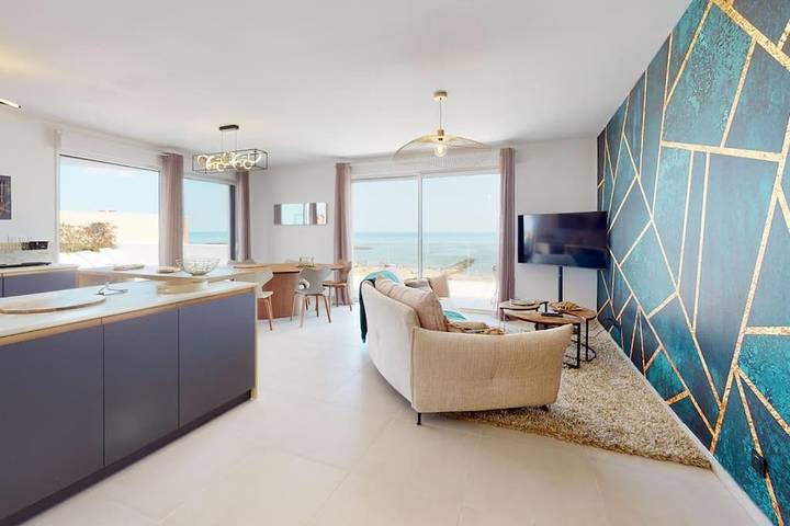 Gîte pour 6 personnes, avec jacuzzi et balcon dans Casino de Valras Plage
