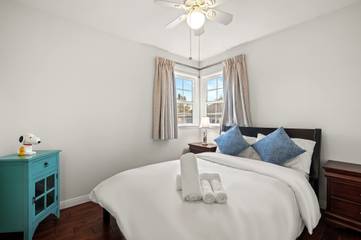 Vacation Rental for 6 Guests in Pasadena, Los Angeles County, Picture 2