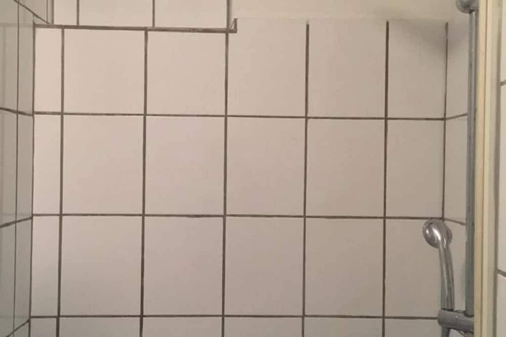 Entire apartment, Homerez - Apt in Rosny-s-Bois, Parking in Rosny-sous-Bois, Seine-Saint-Denis