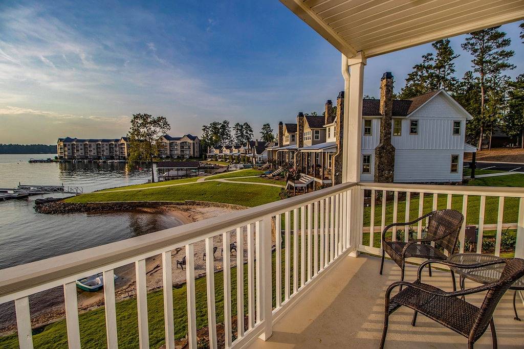 Ganze Wohnung, Nur 25 Meilen von Jordan Hare! Großartig für Auburn-Spieltage! in Lake Martin