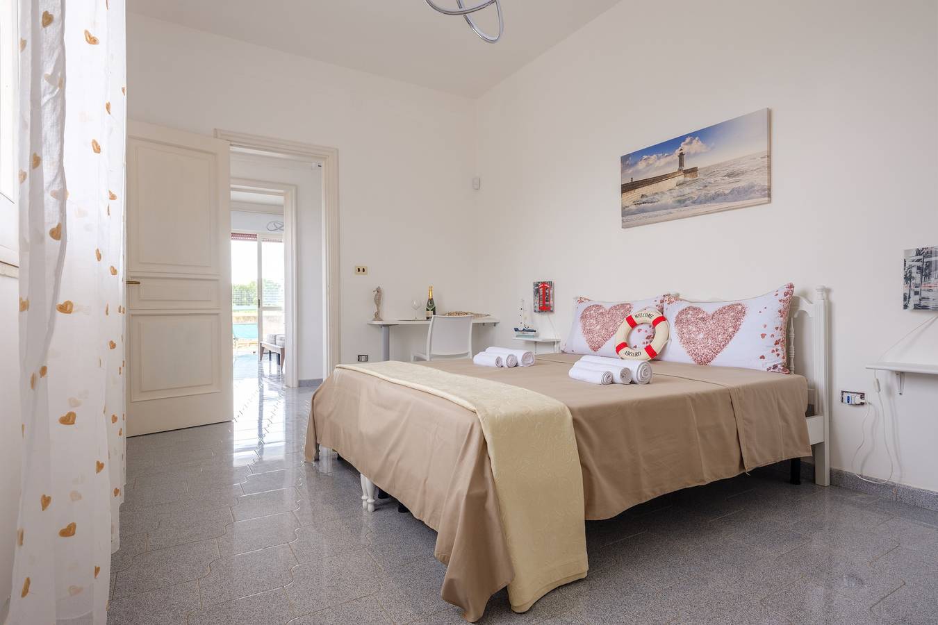 Villa 'Perla Marina Luxury' con vista mare, Wi-Fi e aria condizionata in Porto Cesareo, Golfo di Taranto