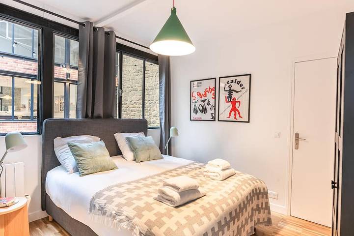 Appartamento intero, Hedonist House - Fantastic Architect Loft for 10 guests near Metro in Parigi, Ile-de-France