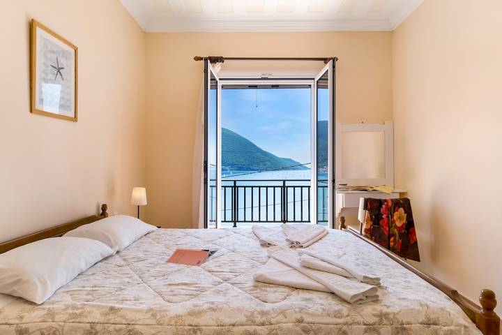 Ganze Wohnung, Ferienwohnung „Villa Captain Fotis 4“ – haustierfreundlich, mit Meerblick & Balkon in Vasiliki, Griechenland