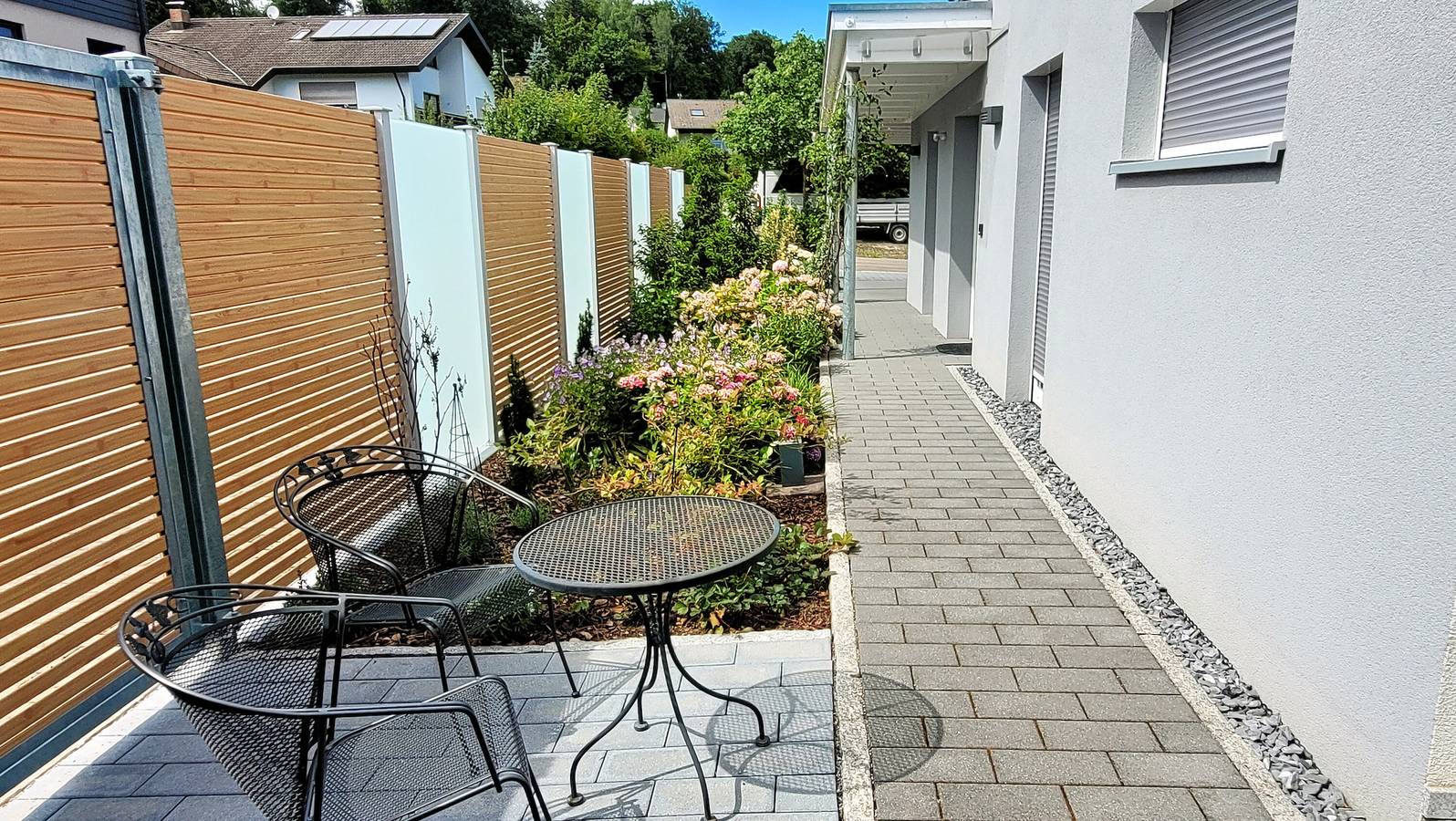 Ganze Wohnung, Ferienwohnung 'Am Hochrhein' mit privater Terrasse, gemeinsamem Garten und Wlan in Murg, Südschwarzwald