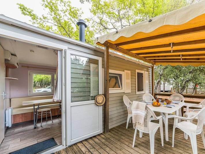 Mobil home pour 4 personnes, avec bassin pour enfant à Régusse - 3