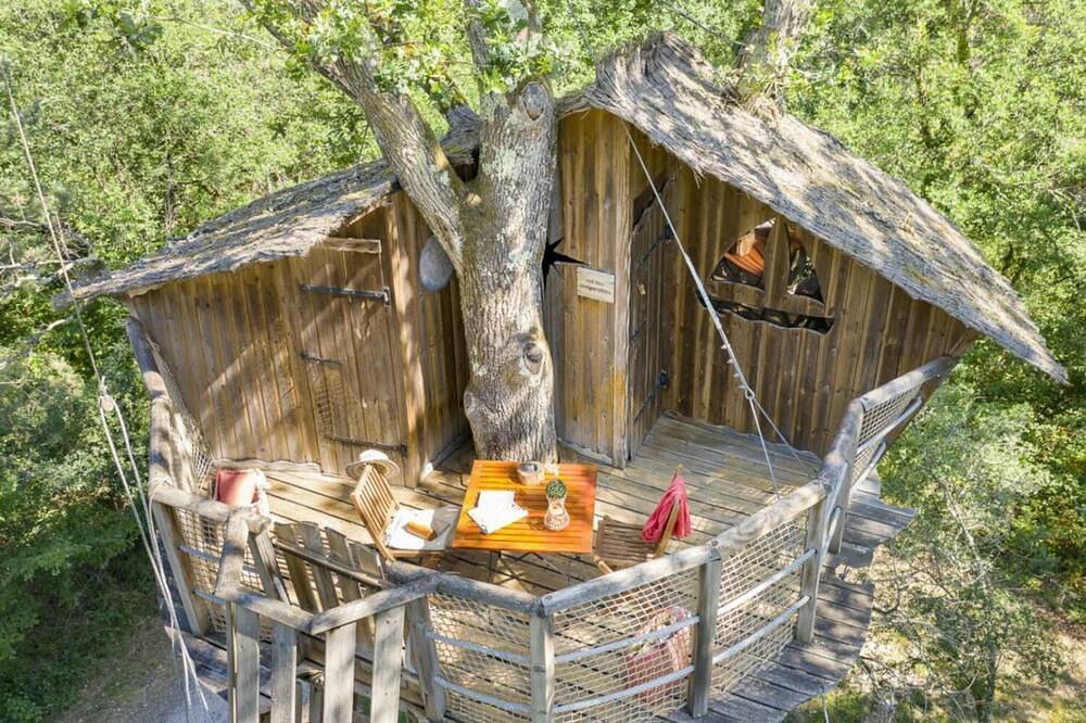 Tree-house Forest Camp 2p in Pierrefitte-sur-Sauldre, Sologne
