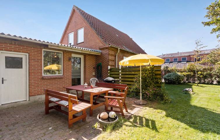 Ferienhaus für 6 Personen mit Terrasse in Bøvlingbjerg, Nissum Fjord