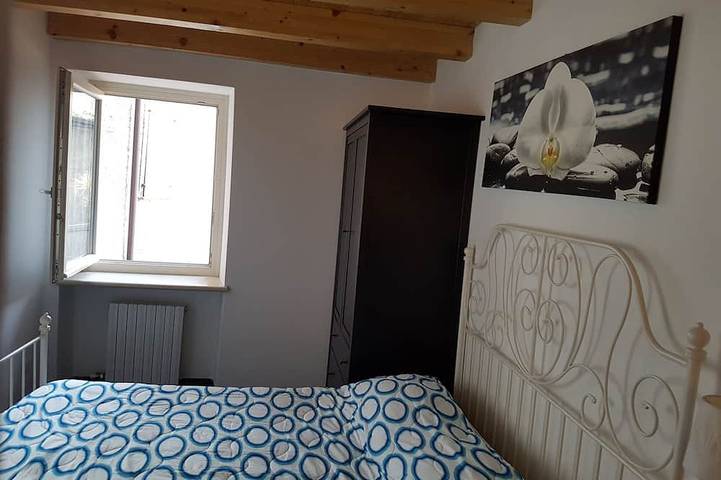 Ganze Wohnung, August Angebot Apartment a. 50 mt. vom sehr schönen strand in Cassone di Malcesine, Malcesine