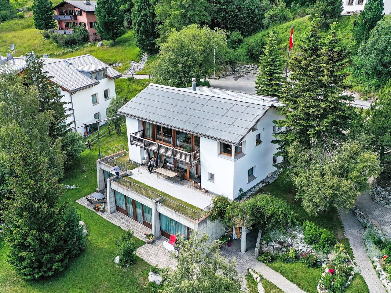 Ganze Wohnung, Drei 1/2 -Ziwohnung in Spinas, Bever