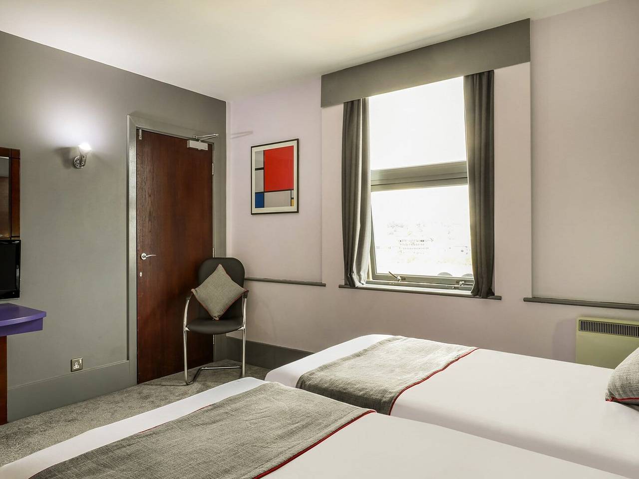 Entire apartment, Standard Twin Room in Sheffield, South Yorkshire