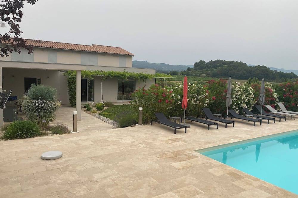 Villa voor 10 Personen in Vaison-la-Romaine, Parc naturel régional du Mont-Ventoux