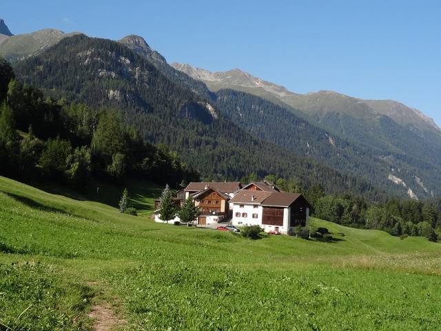 Ganze Ferienwohnung, Ferienwohnung Chasa Quadra - 3 Personen / 3.5 Zimmer / Schlafzimmer in Tarasp, Unterengadin
