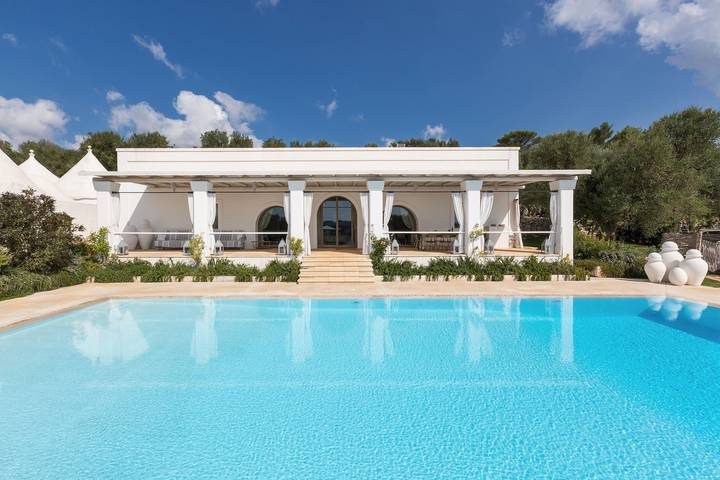 Villa per 13 persone, con giardino e piscina, con animali domestici a Ceglie Messapica