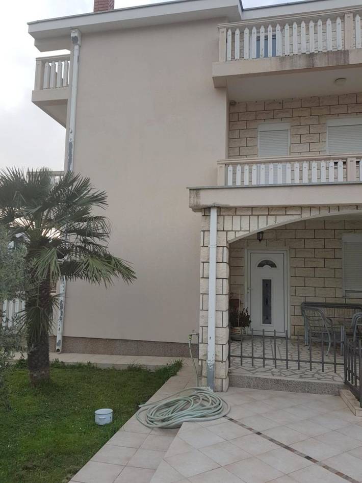 Location de vacances pour 8 personnes, avec jardin et balcon dans Bar - 2