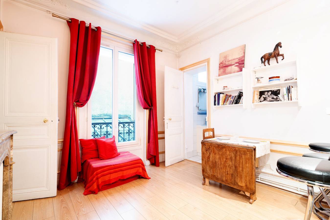 Apartamento entero, Apartamento de vacaciones para 4 personas in 10th Arrondissement, París