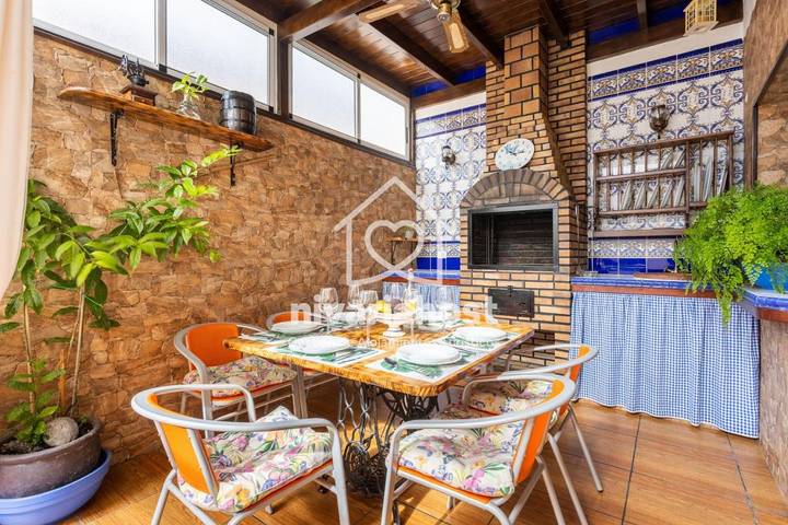 Ferienhaus für 7 Personen, mit Terrasse und Garten in San Isidro