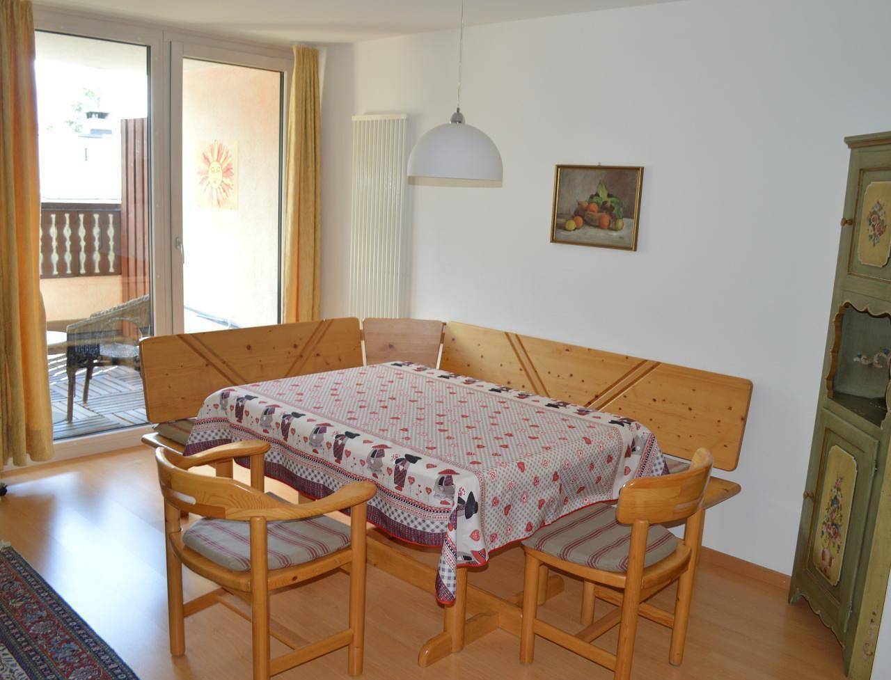 Ganze Ferienwohnung, Residenz La Mora 08 in La Punt-Chamues-ch, Oberengadin