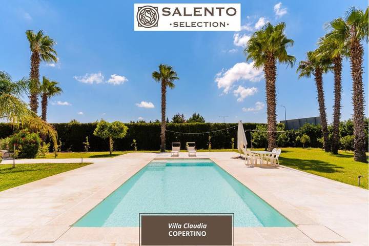 Villa per 11 persone, con giardino e piscina a Copertino