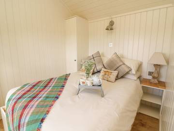 Glamping für 4 Personen in Zentral-Wales, Powys, Bild 2