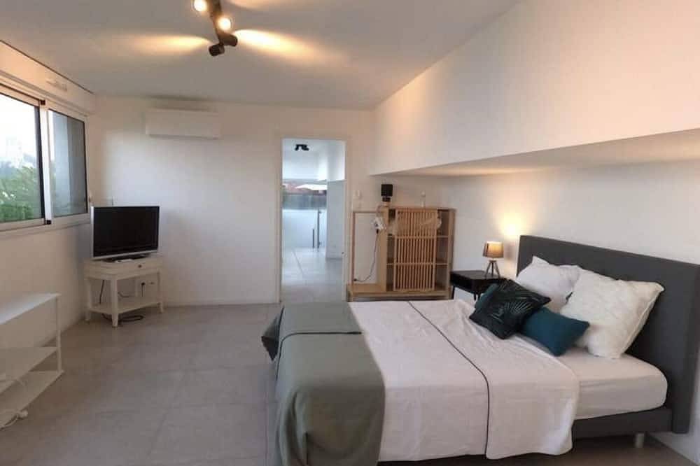 Villa Charme: 4 Chambres av Parking, Climatisation et Piscine. Animaux Acceptés in La Turbie, Nice region