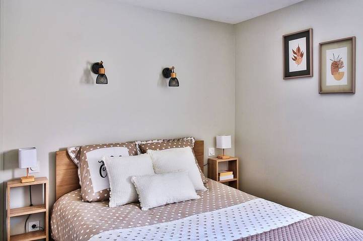 Gîte pour 5 personnes, avec piscine à Blacé - 2